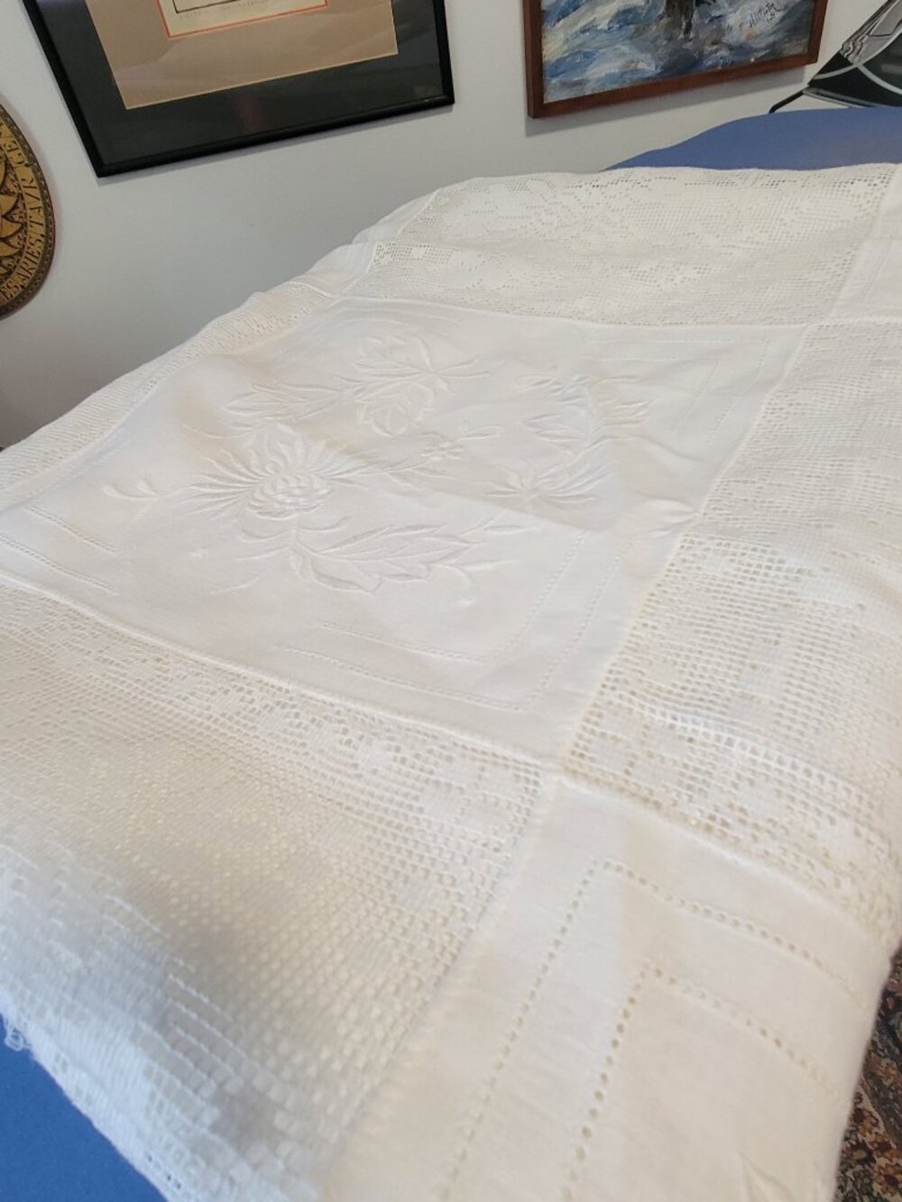 Oval White on White Tablecloth with Embroidery and Lace - Picture 4 of 4